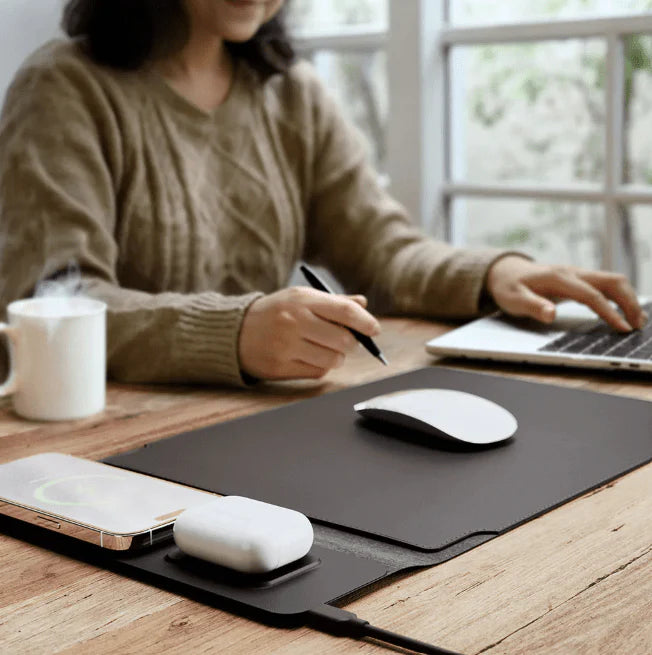 Wiresless Charging 4 in 1  Laptop Sleeve