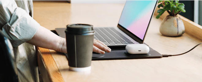 Wiresless Charging 4 in 1  Laptop Sleeve